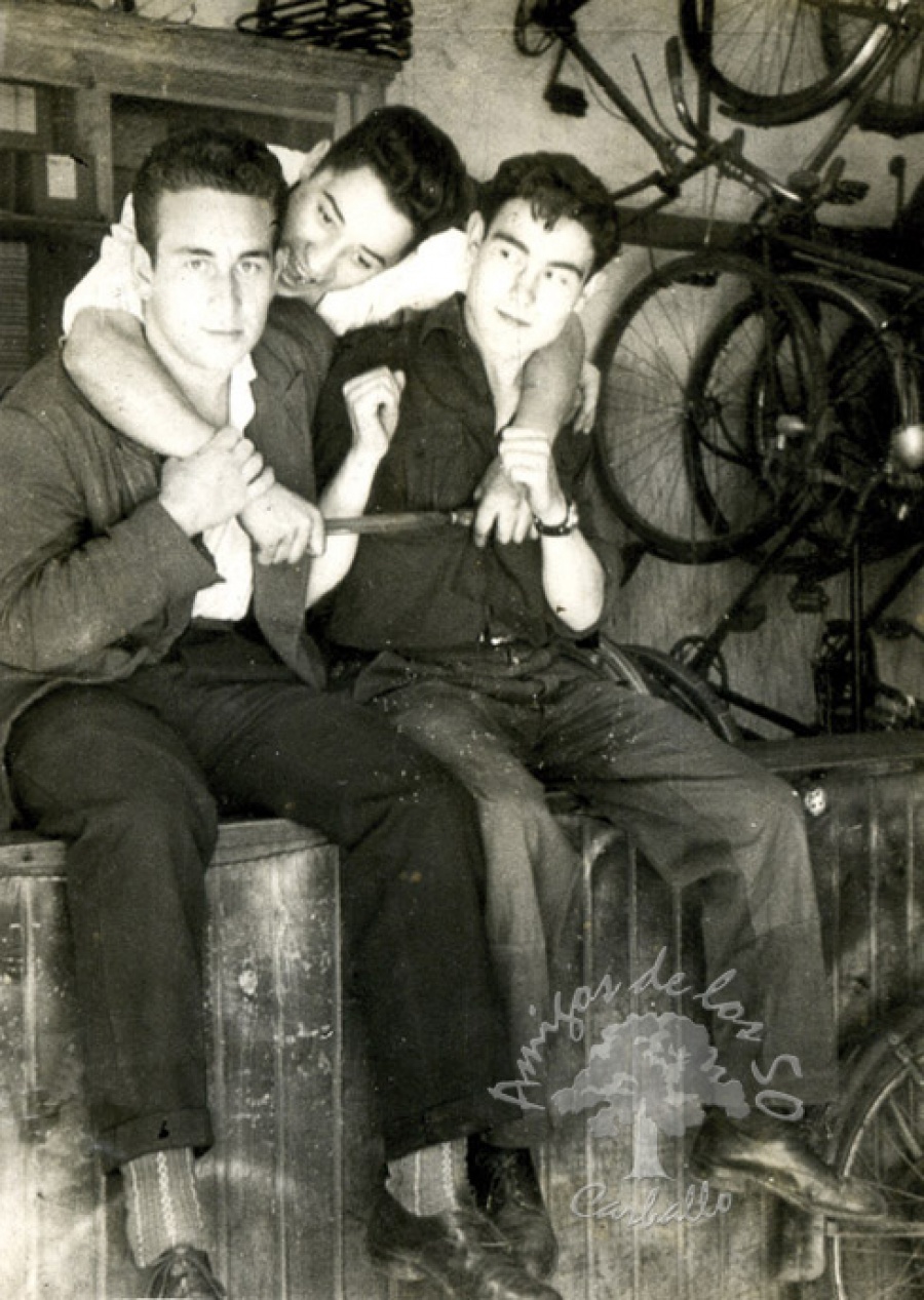 1951 - En el taller de bicicletas